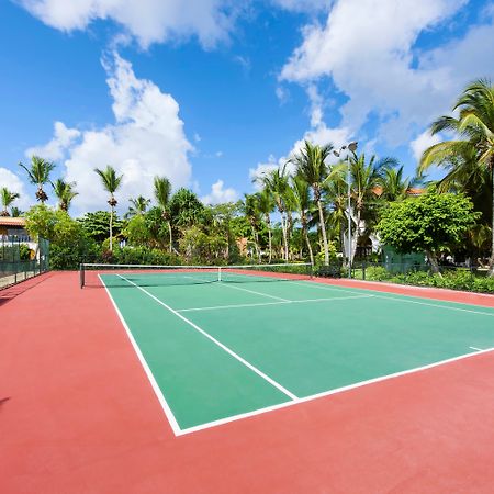 Catalonia Royal La Romana Adults Only Bayahibe Exterior photo Tennis court at the Boca Raton Resort