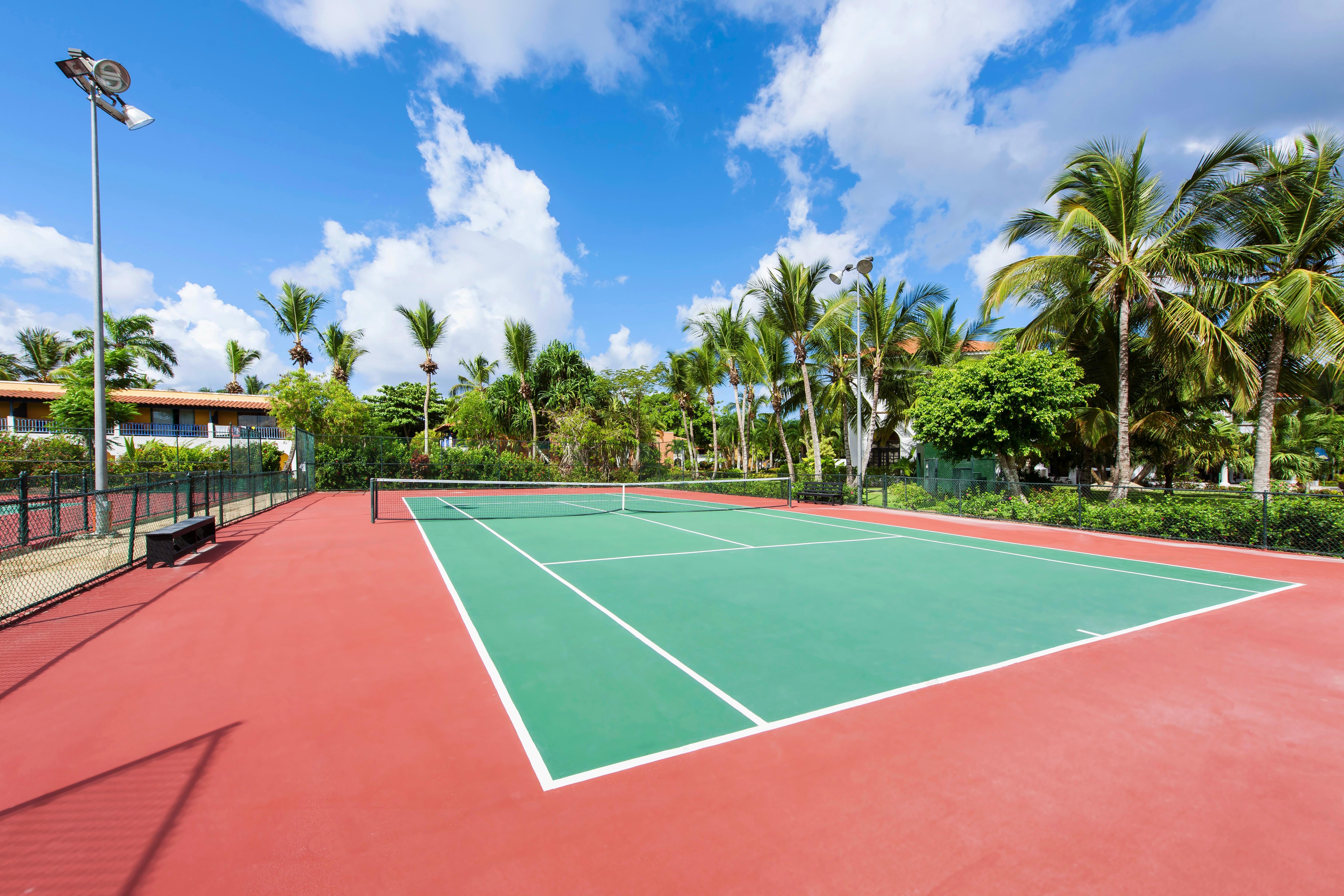 Catalonia Royal La Romana Adults Only Bayahibe Exterior photo Tennis court at the Boca Raton Resort