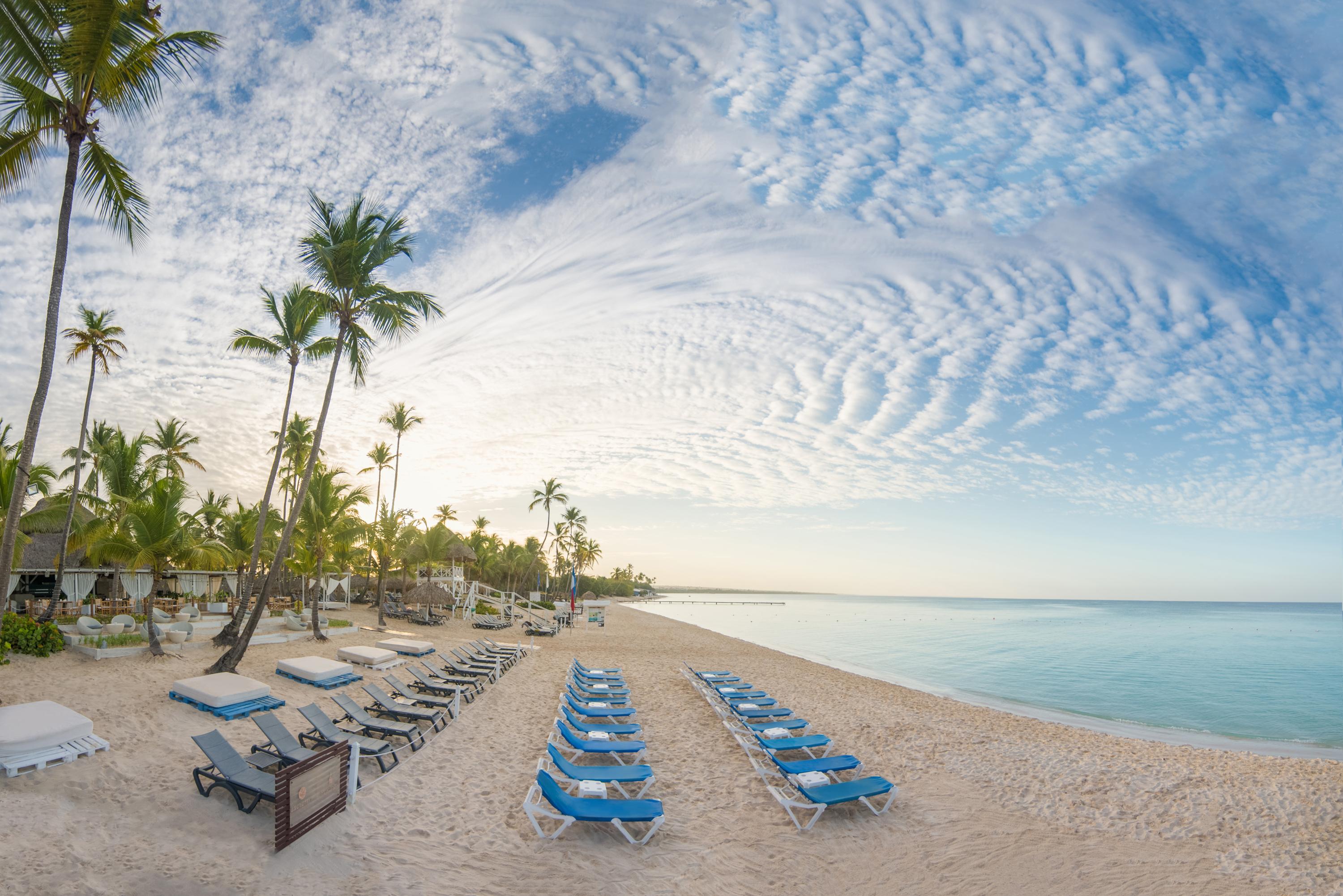 Catalonia Royal La Romana Adults Only Bayahibe Exterior photo Beach at the Hard Rock Hotel