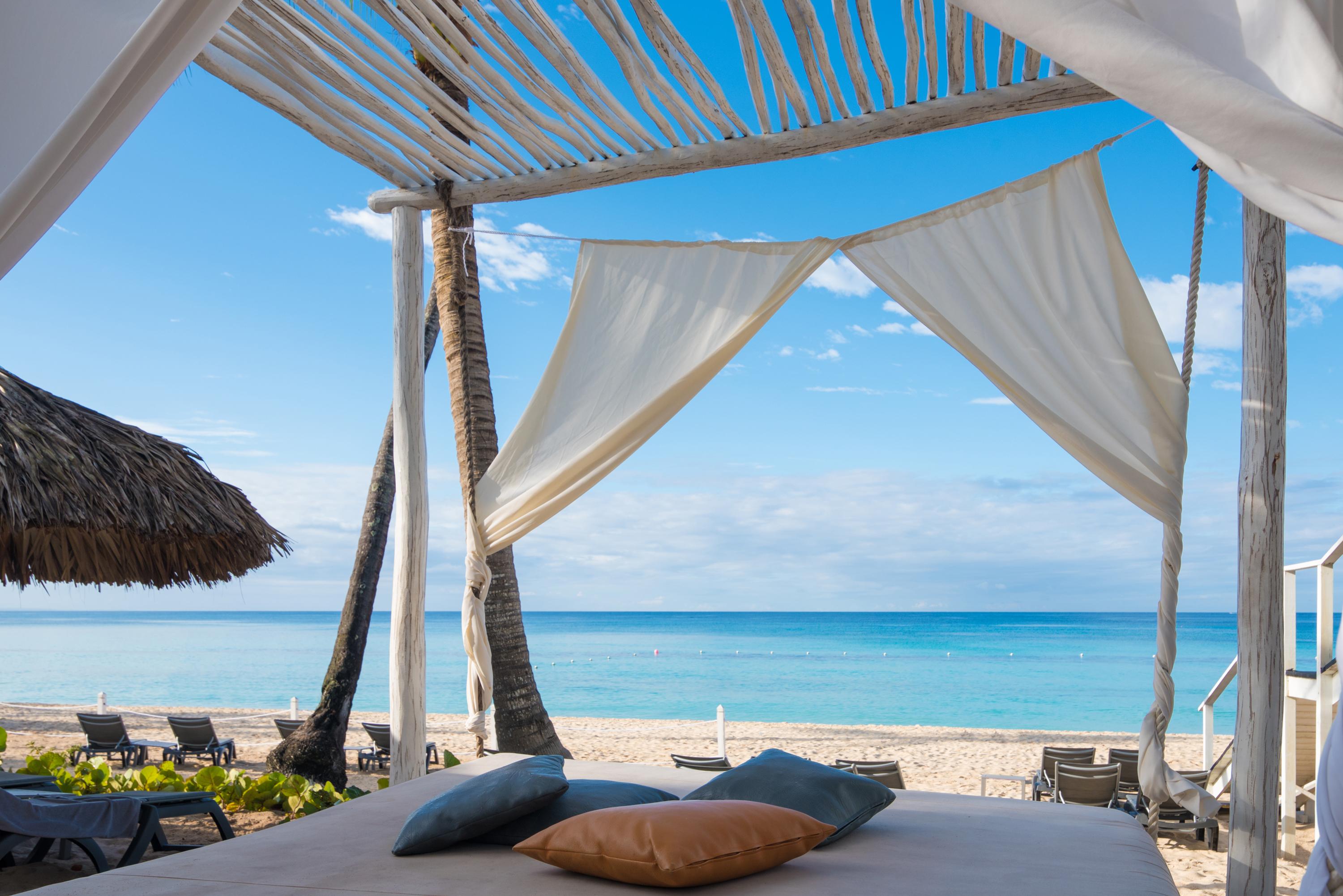 Catalonia Royal La Romana Adults Only Bayahibe Exterior photo Beach at the Grand Palladium Hotel