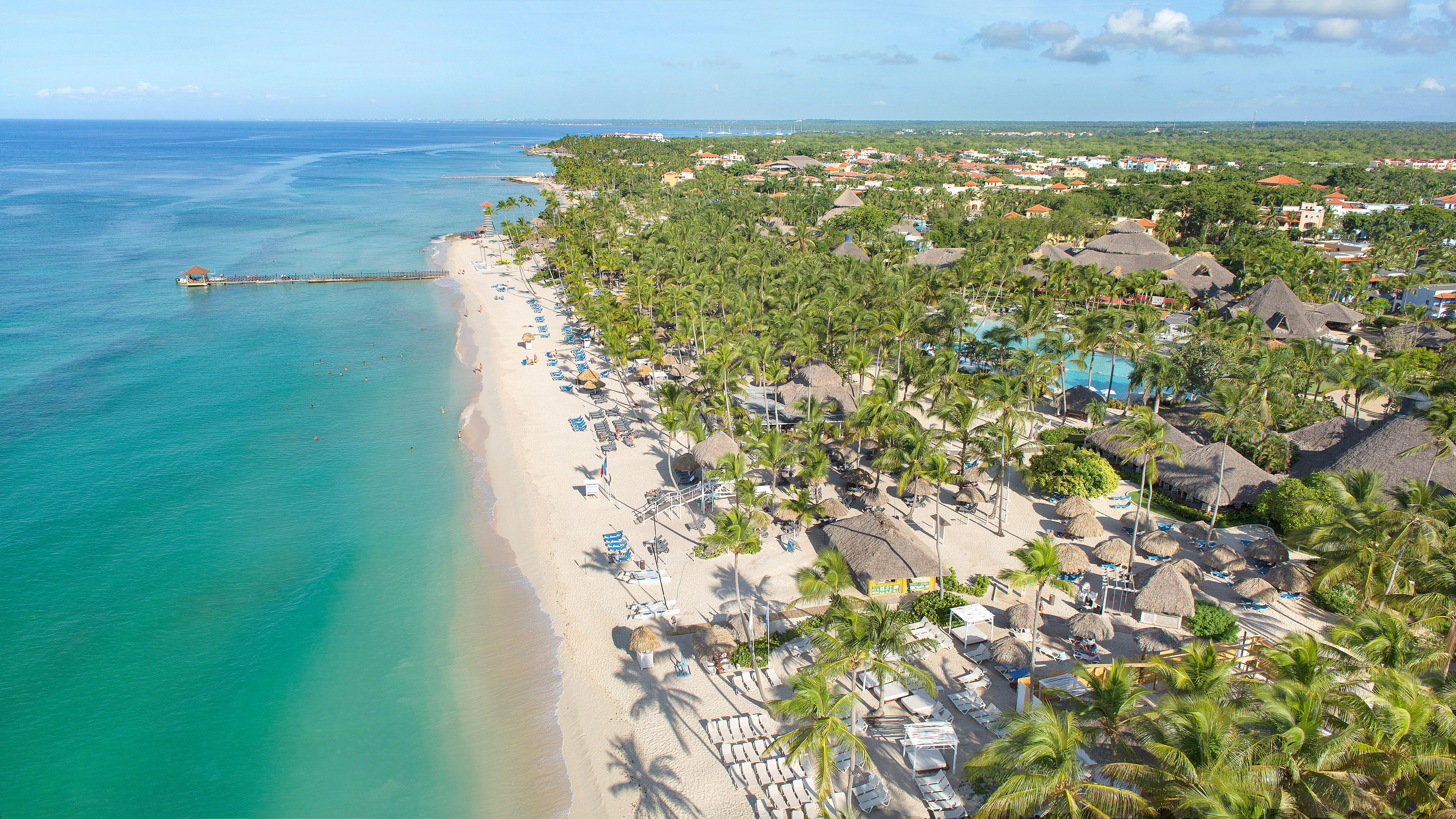 Catalonia Royal La Romana Adults Only Bayahibe Exterior photo Aerial view of Punta Cana